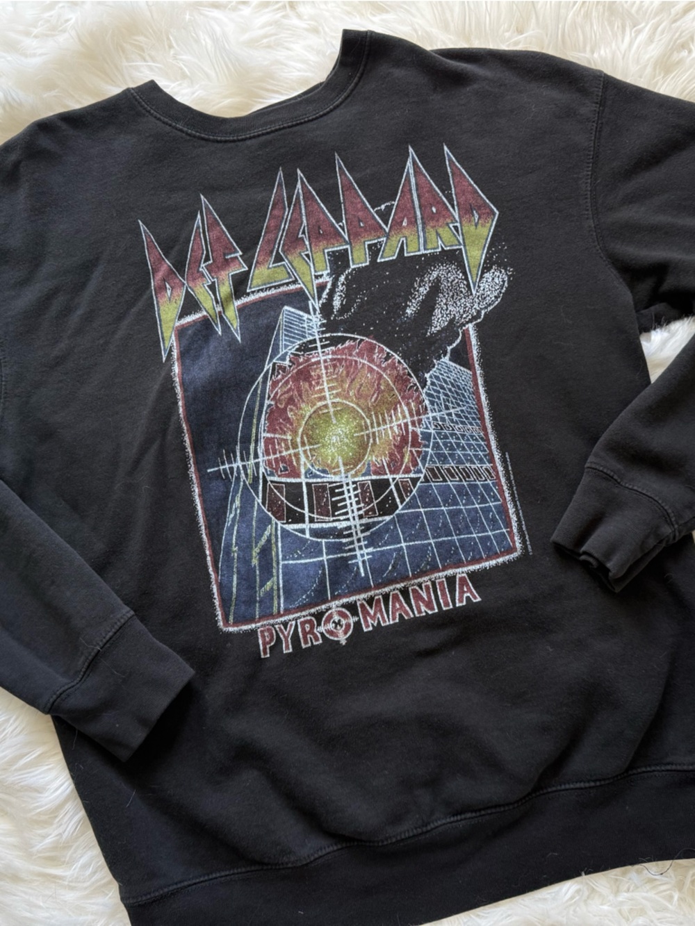 Def Leppard Pyromania Graphic Crewneck Sweatshirt - Black